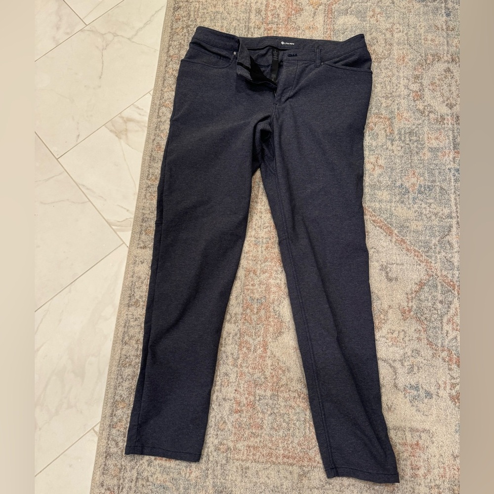 Lululemon LikeNew ABC Pant Tech Canvas Slim Fit 34x33 Heathered Deep Navy
